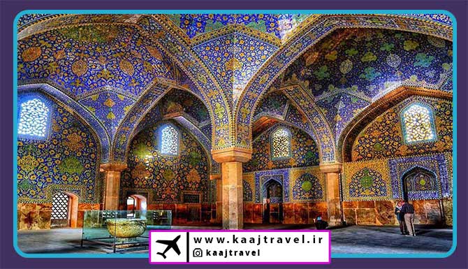 تور اصفهان از مشهد کاج تراول